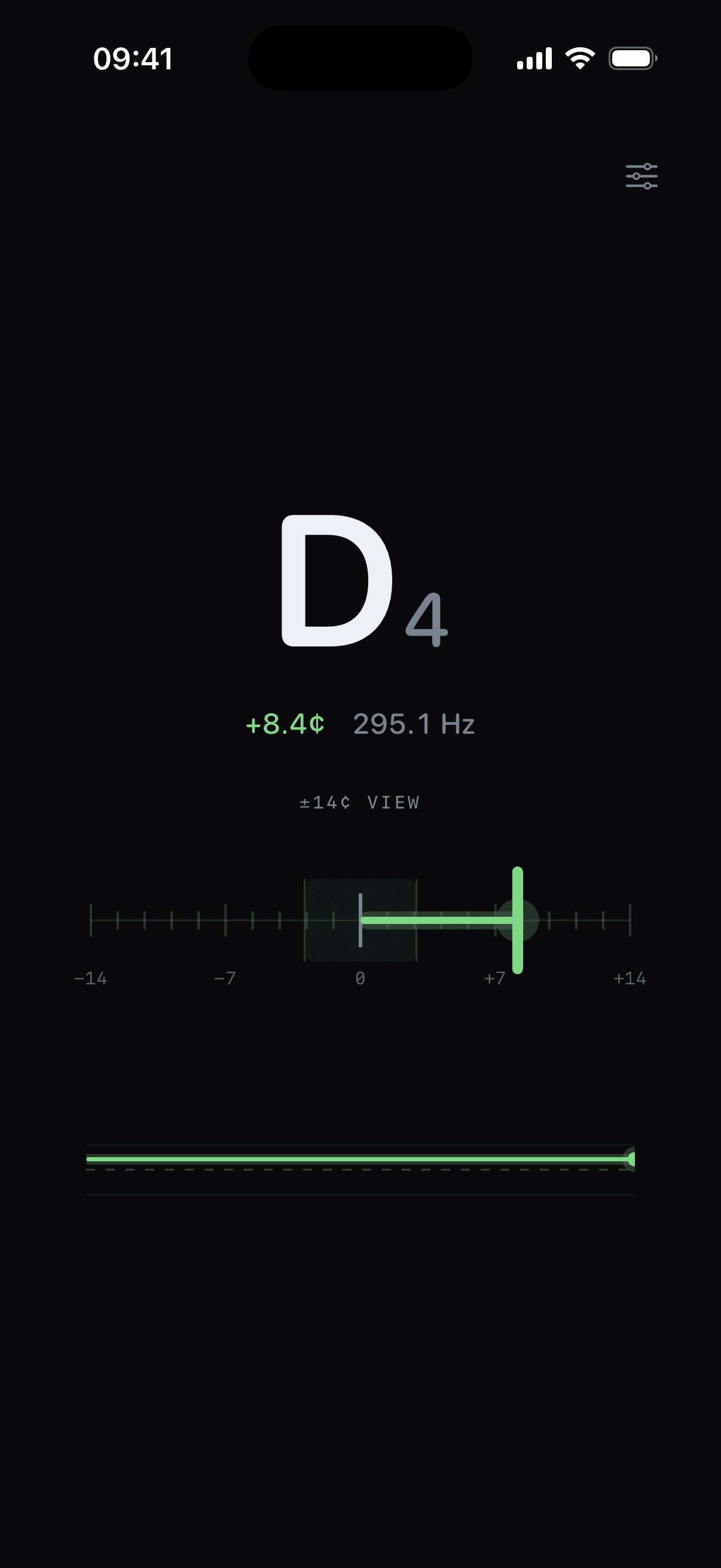 Tuner showing D4 closing in at plus eight cents on a magnified fourteen-cent view